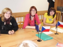 Doučovatelé na evaluační schůzce – duben 2010